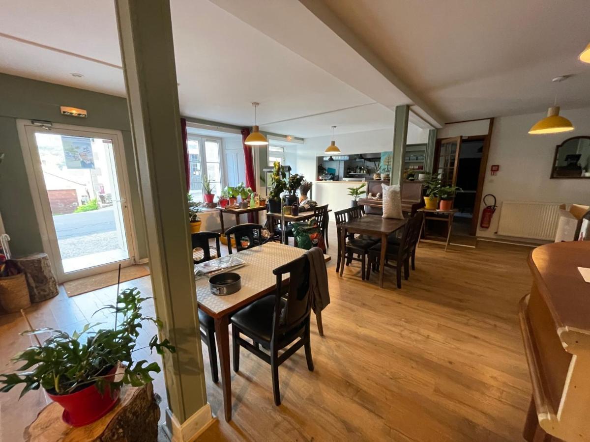 Auberge Des Trois Rivieres Condat  Екстериор снимка